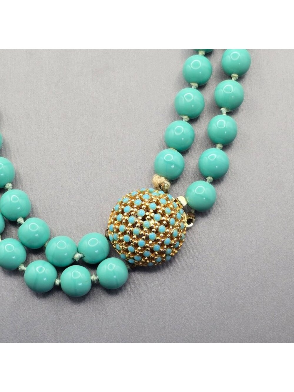 Vintage 1950s Turquoise Lucite Bead Choker Double Strand Box Clasp 15"
